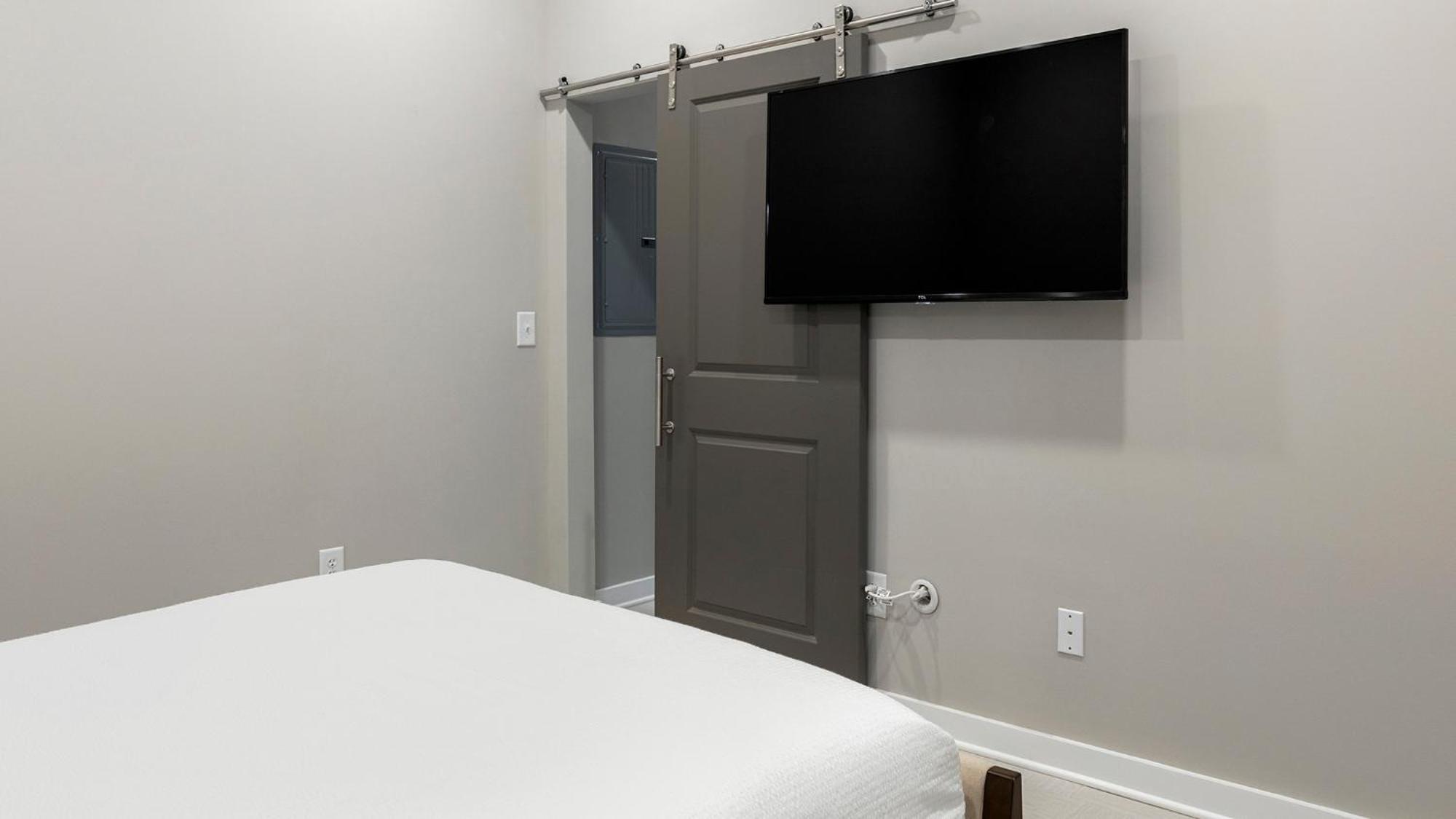 The 600 Apartments By Landing Birmingham Room photo