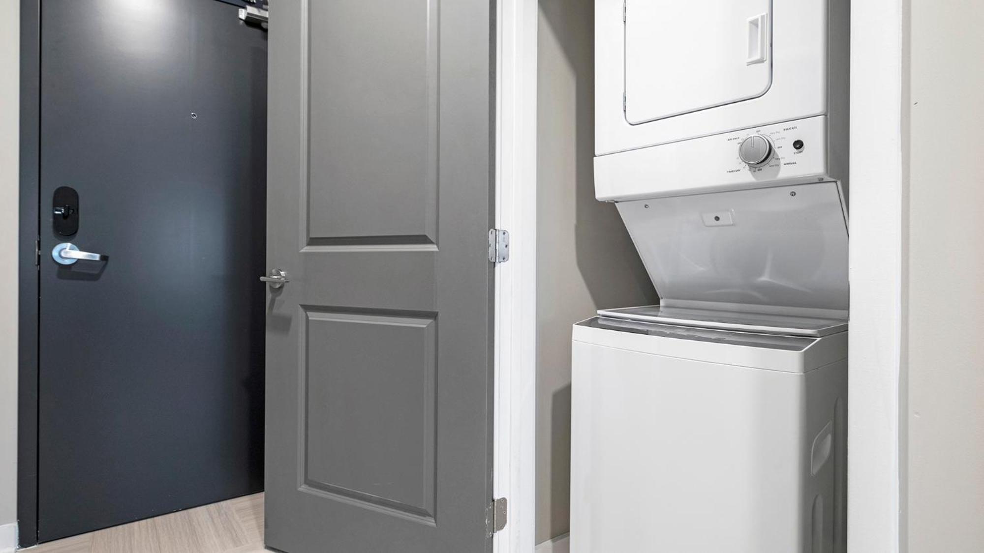 The 600 Apartments By Landing Birmingham Room photo